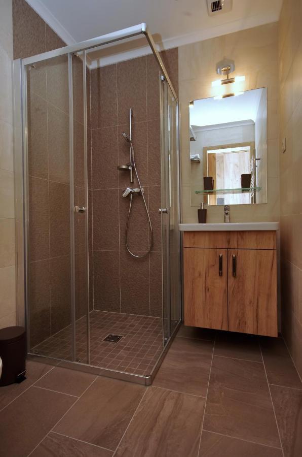 Almasy Apartmanhaz ギュラ エクステリア 写真
