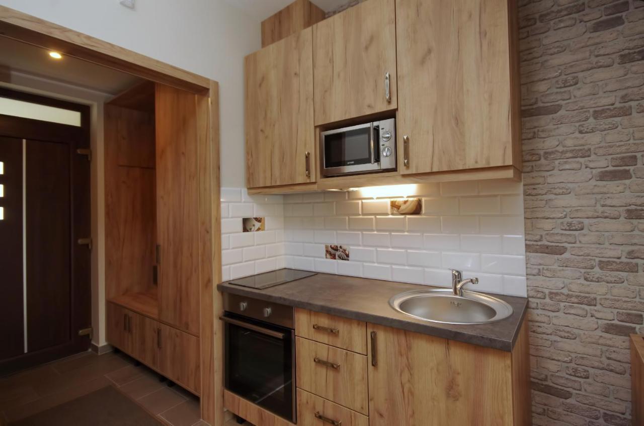 Almasy Apartmanhaz ギュラ エクステリア 写真